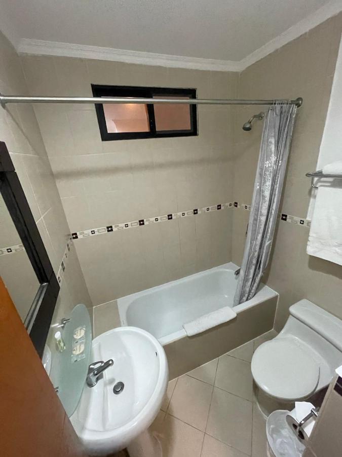 Hotel Plaza Monte Carlo Guayaquil Ngoại thất bức ảnh
